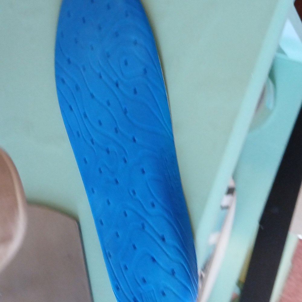 Bob's Skechers Air-cooled Arch Fit Size 8 1/2 - Picture 4 of 11